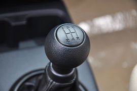 2012款铃木天语尚悦1.6L手动实用型