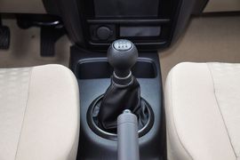 2012款铃木天语尚悦1.6L手动实用型