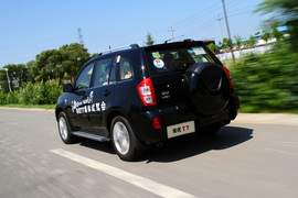   2012款奇瑞瑞虎 1.6L CVT版哈尔滨试驾实拍