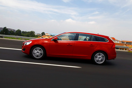 试驾2013款沃尔沃V60