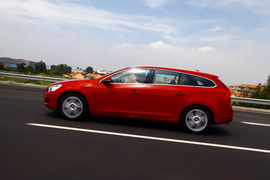 试驾2013款沃尔沃V60