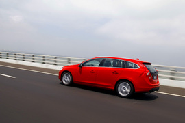 试驾2013款沃尔沃V60