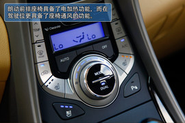 2012款北京现代朗动1.8L顶配试驾实拍