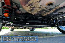 2012款北京现代朗动1.8L顶配试驾实拍