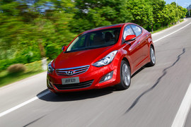 2012款北京现代朗动1.8L顶配试驾实拍