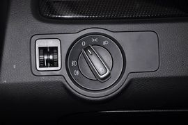 2012款大众迈腾1.4TSI