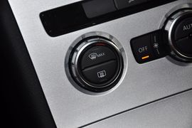 2012款大众迈腾1.4TSI