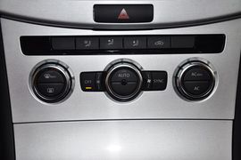2012款大众迈腾1.4TSI