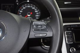 2012款大众迈腾1.4TSI