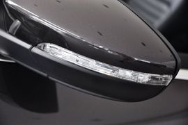 2012款大众迈腾1.4TSI