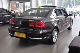 2012款大众迈腾1.4TSI