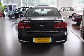 2012款大众迈腾1.4TSI