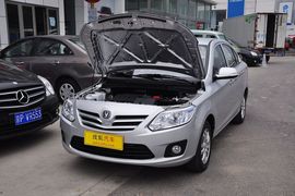 2012款长安悦翔V3