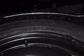 2012款长安悦翔V3