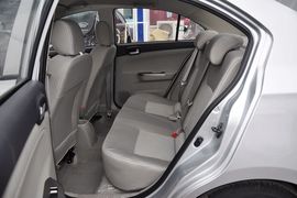 2012款长安悦翔V3
