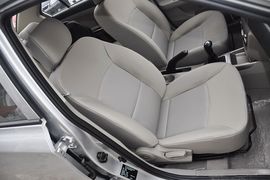 2012款长安悦翔V3