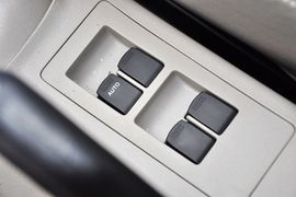 2012款长安悦翔V3