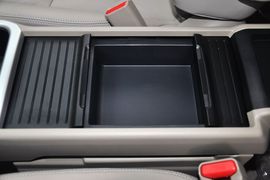 2013款本田奥德赛2.4L舒适版到店实拍
