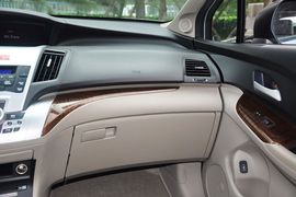 2013款本田奥德赛2.4L舒适版到店实拍