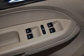 2011款大众途安1.4TSI