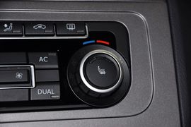 2011款大众途安1.4TSI
