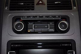 2011款大众途安1.4TSI