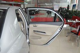 2012款比亚迪L3