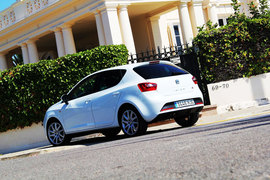 西班牙试驾全新西雅特Ibiza