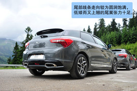 2012款长安标致雪铁龙DS4/DS5九寨沟试驾