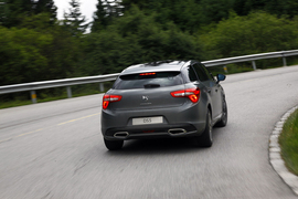 2012款长安标致雪铁龙DS4/DS5九寨沟试驾