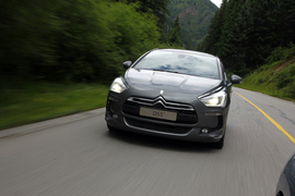 2012款长安标致雪铁龙DS4/DS5九寨沟试驾