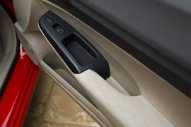 2012款东风本田思铭1.8L自动试驾实拍