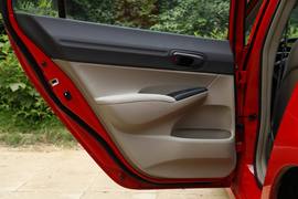 2012款东风本田思铭1.8L自动试驾实拍