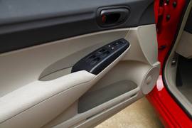 2012款东风本田思铭1.8L自动试驾实拍