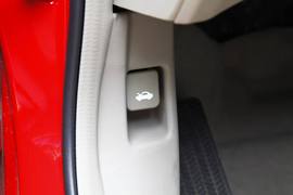 2012款东风本田思铭1.8L自动试驾实拍