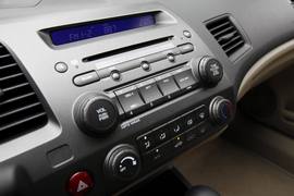 2012款东风本田思铭1.8L自动试驾实拍