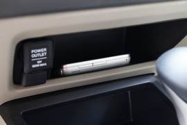 2012款东风本田思铭1.8L自动试驾实拍