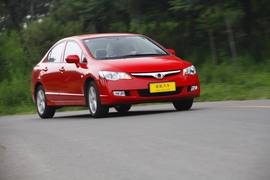 2012款东风本田思铭1.8L自动试驾实拍