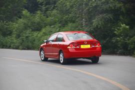 2012款东风本田思铭1.8L自动试驾实拍