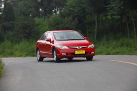 2012款东风本田思铭1.8L自动试驾实拍