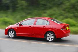 2012款东风本田思铭1.8L自动试驾实拍