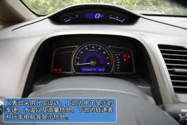 2012款东风本田思铭1.8L自动试驾实拍