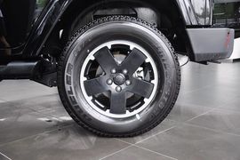 2012款Jeep牧马人3.6L梦十珍藏版