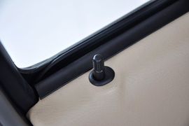 2012款大众捷达1.6L手动典藏版