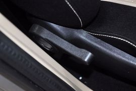 2012款大众捷达1.6L手动典藏版
