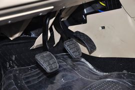 2012款大众捷达1.6L手动典藏版
