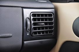 2012款大众捷达1.6L手动典藏版