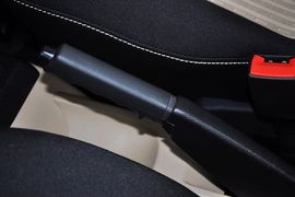 2012款大众捷达1.6L手动典藏版