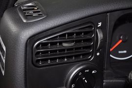 2012款大众捷达1.6L手动典藏版