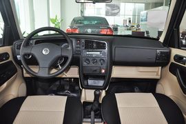 2012款大众捷达1.6L手动典藏版